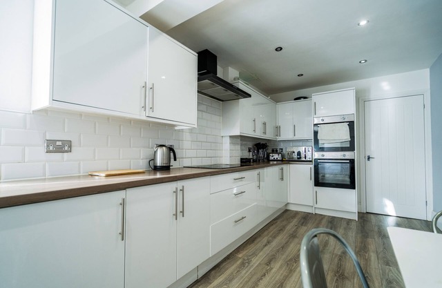 Cosy Private Room Near East Midlands Airport