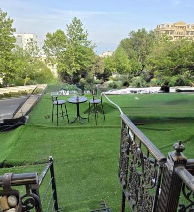 Cosy Sea View Apartment with Balcony near to Nizami Street