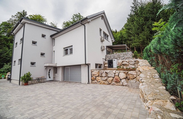 Cosy studio with free parking in Gorenjska