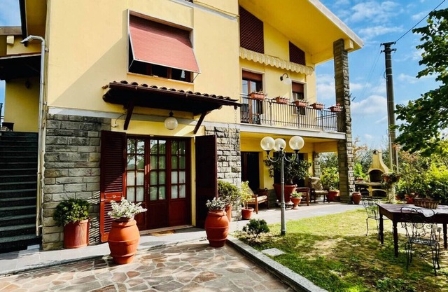 Cottage 3138, apartment with garden in the heart of Tuscany
