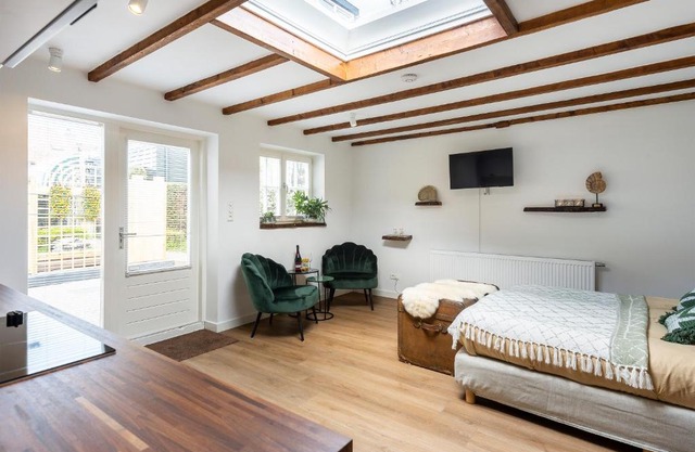 Cottage 44 - Free parking!