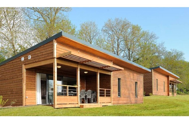 Cottage Premium 2 Chambres 4 Personnes Pmr, 56 m², Clim, TV