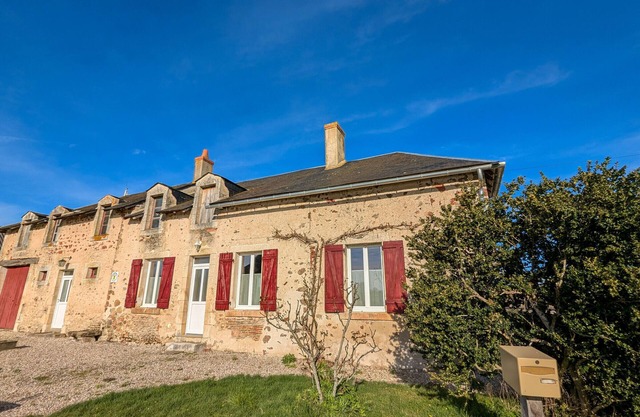 Cottage in Brenne with Terrace and Private Garage