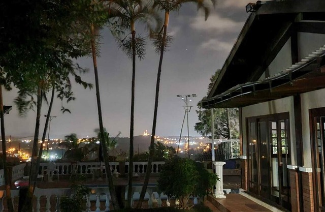 Cottage in the Residencial Porta do Sol for season