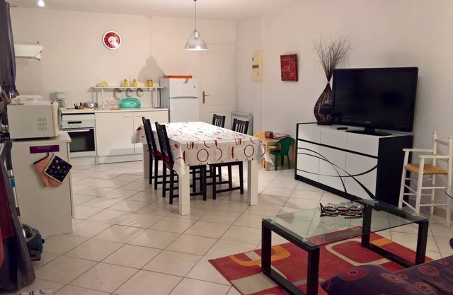 Cottage "Le Petit Hortensia" with terrace, near Montreuil sur Mer