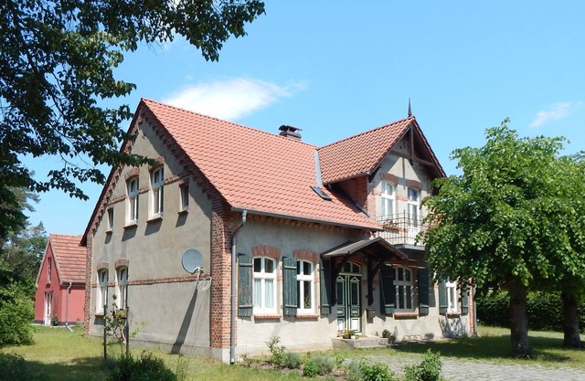 Cottage near the forest with piano, sauna, wood stove