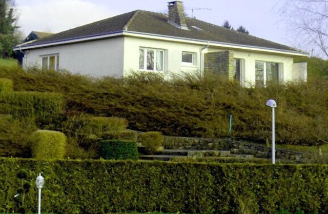 COTTAGE OF THE PORTE DE BOURGOGNE