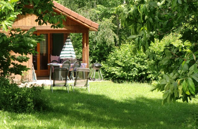 Cottage on the Farm and Private Fishing