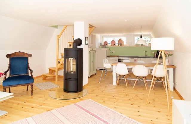 Cottage on the lake with fireplace