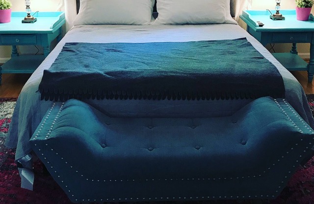 COUNTRY CLUB COTTAGE