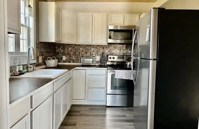 Country home 5 min from downtown
