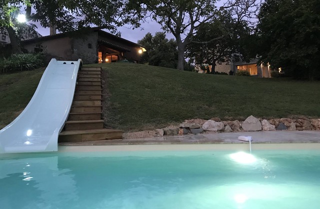 Country house with swimming pool and slide, golf course 6km