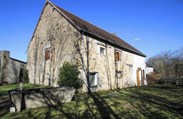 Country house with swimming pool