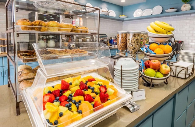 Country Inn & Suites by Radisson, Cookeville, TN