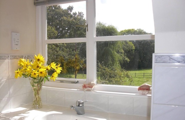 Country Meadow Retreat with Tennis