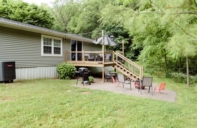 Country Outback Cozy Home *W/Camp Fire Pit*