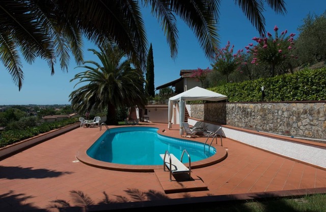 Country villa near the sea with swimming pool