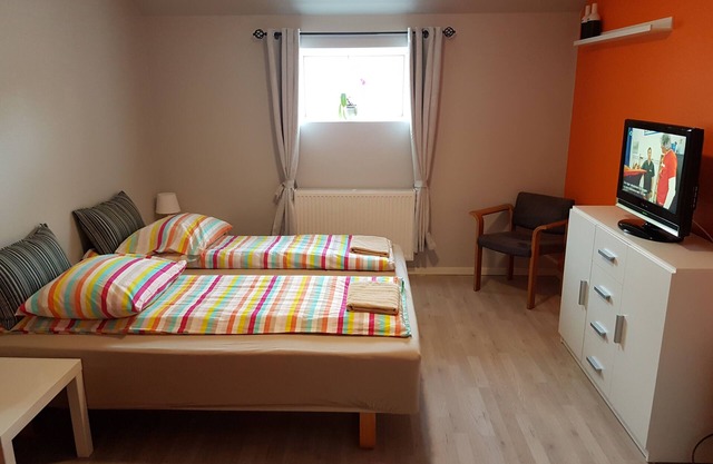 Countryside B&B with own entrance. For single, couples and families.