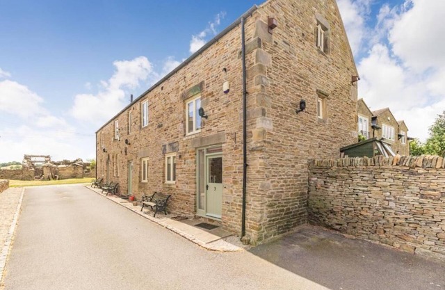 Countryside cottage on the edge of the Peak District