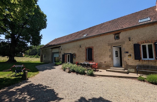 Countryside Retreat with Private Garden - Perfect for Family Relaxation!