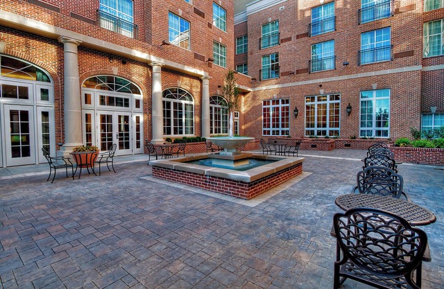 Courtyard by Marriott Nashville Green Hills