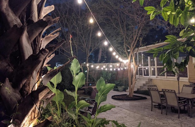 Courtyard Hideaway