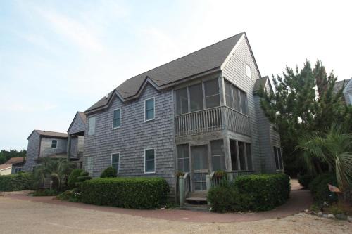 Courtyard Villas On Silver Lake