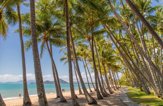 COVE HIDEAWAY @ PALM COVE