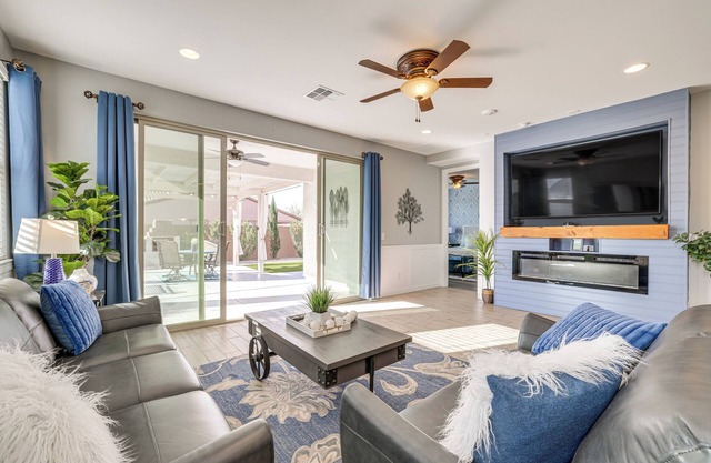 Covered Patio: Family-Friendly Home in Casa Grande