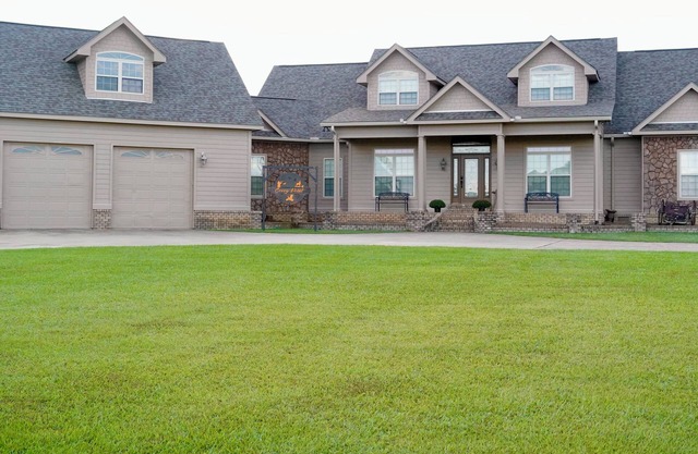 Covey Point offers a cozy space for 12 w/a game room & an outdoor living area!
