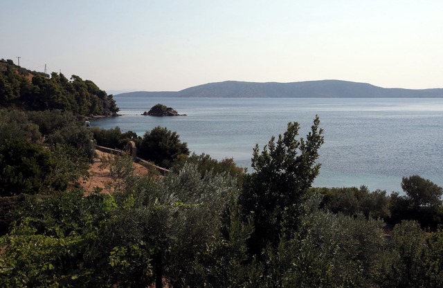 Cozy 1-bedroom apartment in enchanting Alonissos with AC, WiFi #2