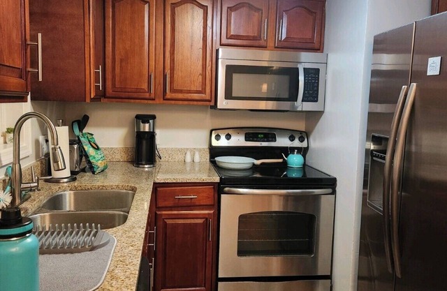 Cozy 1-bedroom with AC and WiFi in charming East Nashville