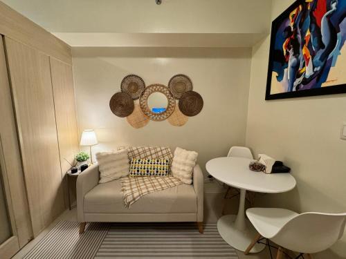 Cozy 1BR Netflix & Alexa w Balcony Free Pool