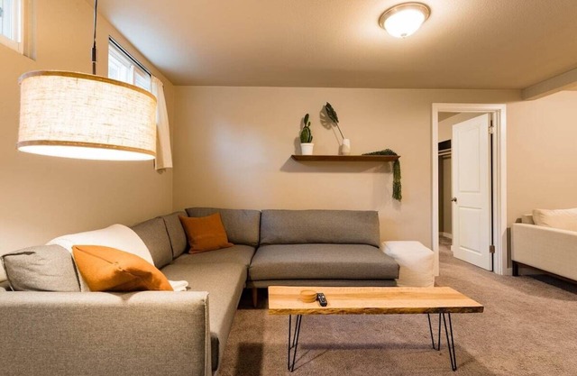 Cozy 2 Bedroom Guest Suite - Seattle Launchpad