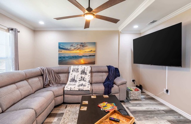 Cozy 5BR Getaway | BBQ, Games & Near Attractions