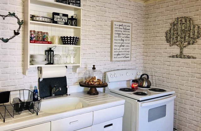 Cozy Adirondack Apartment