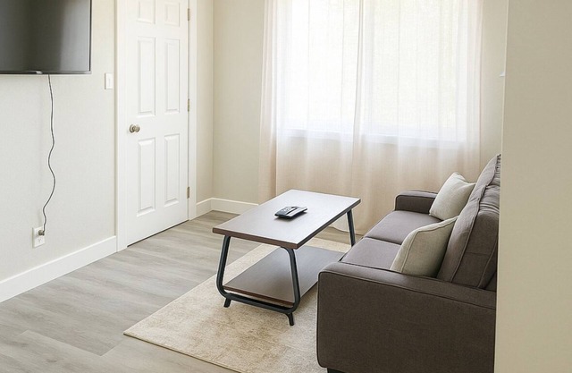 Cozy ADU with AC in charming Oregon City