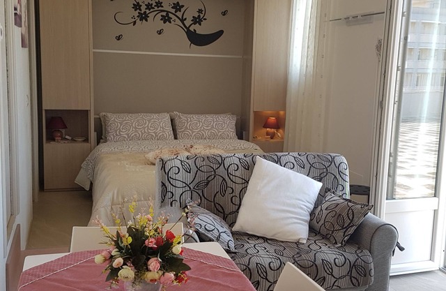 COZY AND ELEGANT COTTAGE WITH PENTHOUSE