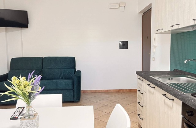 Cozy and modern apartment by the sea