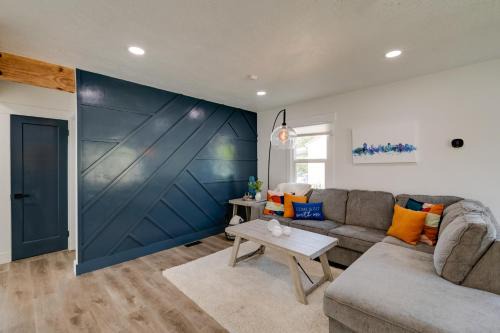 Cozy and Modern SLC Home Yard, 6 Mi to Dtwn!