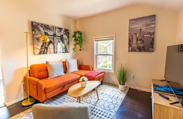 Cozy and Quaint 1 Bedroom Home