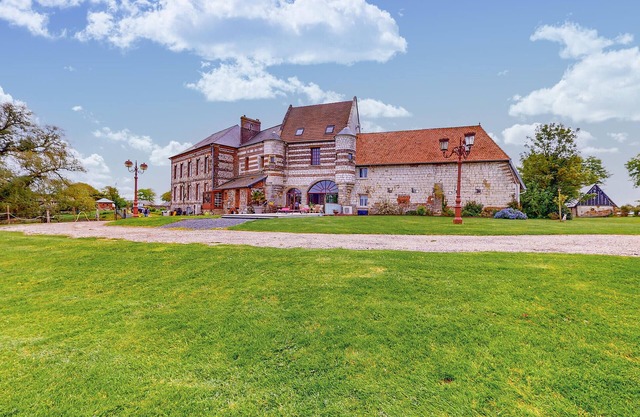Cozy apartment in Criquetot-le-Maucondui