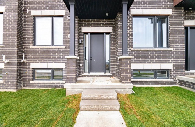 Cozy apartment in tranquil Vaughan with WiFi, AC