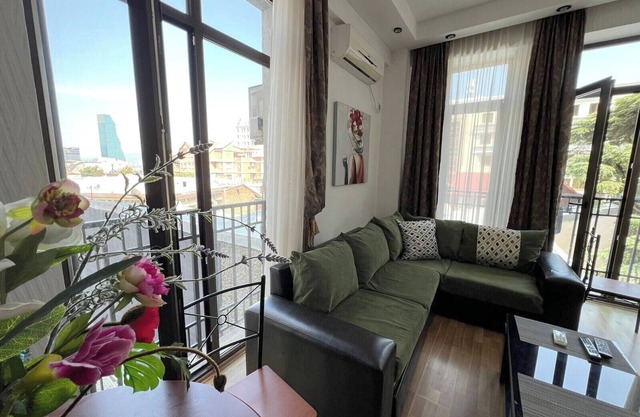 Cozy apartment near the metro Liberty Square