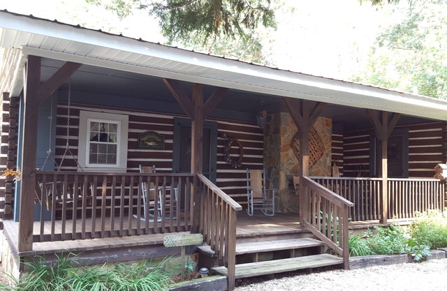 Cozy cabin in the foothills of North Carolina