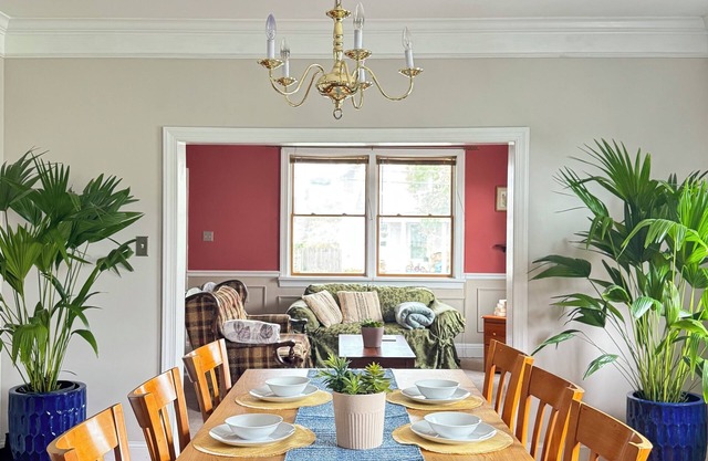 Cozy Cape Cod Home 20 Minutes from Philadelphia