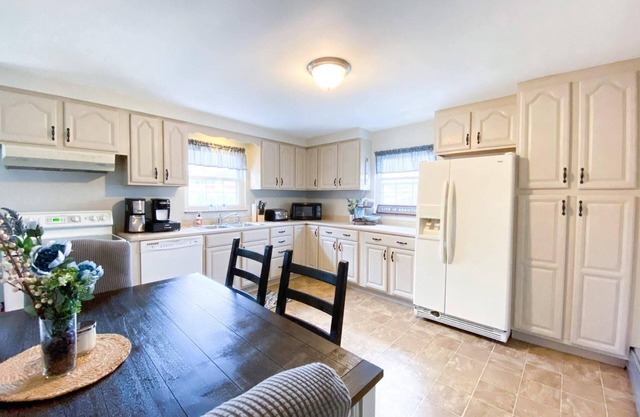 Cozy Century-Old Cottage in Historic Bridgeville