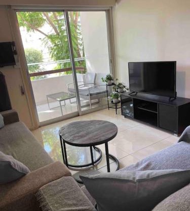 Cozy comfortable 2-bedroom apartment