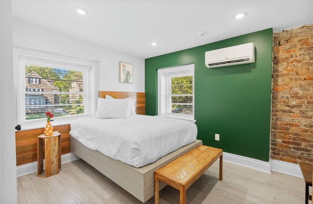 Cozy Comfortable and Quiet Double-bed Suite