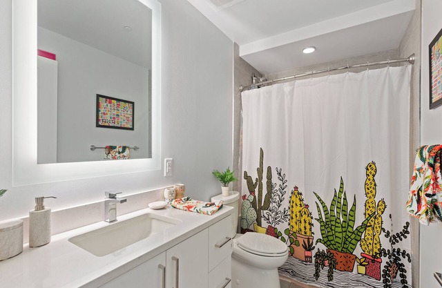 Cozy Condo in the heart of U-Street